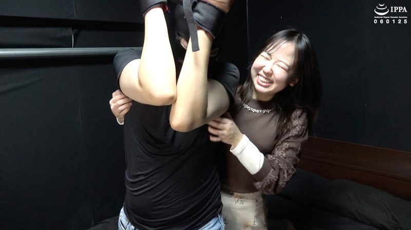 【F/M】「逸材！新人モデル谷田かりなチャンのM男くすぐりプレイ！」
