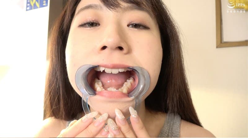 ギリギリのエッチなストレッチからの口内歯のどちんこ観察&舌ベロ顔舐めプレイ! Nana