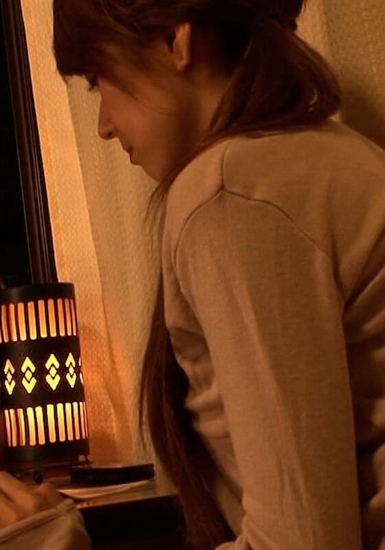 窓からの侵入者!!ストーカー男の忘れられない元カノのからだ!?
