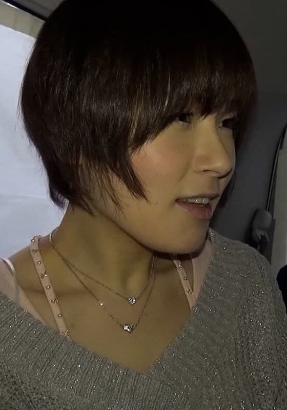 話をするだけで謝礼が出ると聞いていたのに…いきなり乳輪を見る会に!旦那に剃られて伸びかけのパイパンマ○コが恥ずかしい奥さんは電マで責められFカップ乳を揺らしてお漏らし!!!