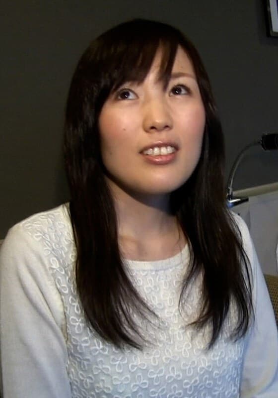 年を取る毎に性的欲求が増大していくスレンダー美ボディの熟女さん!電マで潮を漏らし激しく腰を動かす本能で感じまくる淫乱熟女SEX