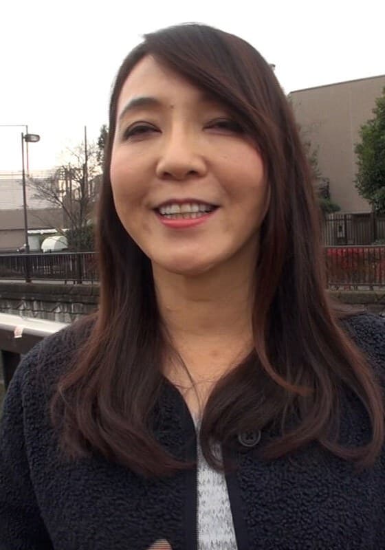 五十路を迎え性欲が抑えきれずAVに応募してきた五十路熟女!SEXを極めて本気イキの絶頂交尾!