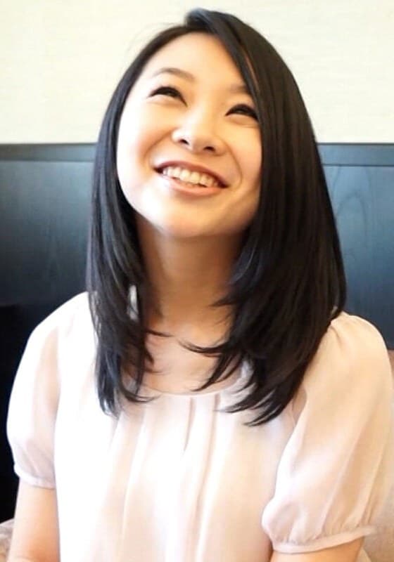 結婚2年目の奥さんは最近旦那さんに相手にされず…ほぼ毎日セフレと不倫を繰り返すエッチに目覚めた奥さんの感度は最高!