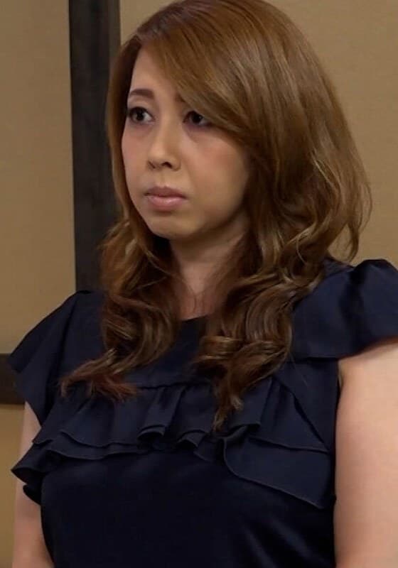 俺お母さんが好きなんだ!突然の告白に動揺する母に息子の気持ちは暴走し禁断の領域に踏み込んでしまう…