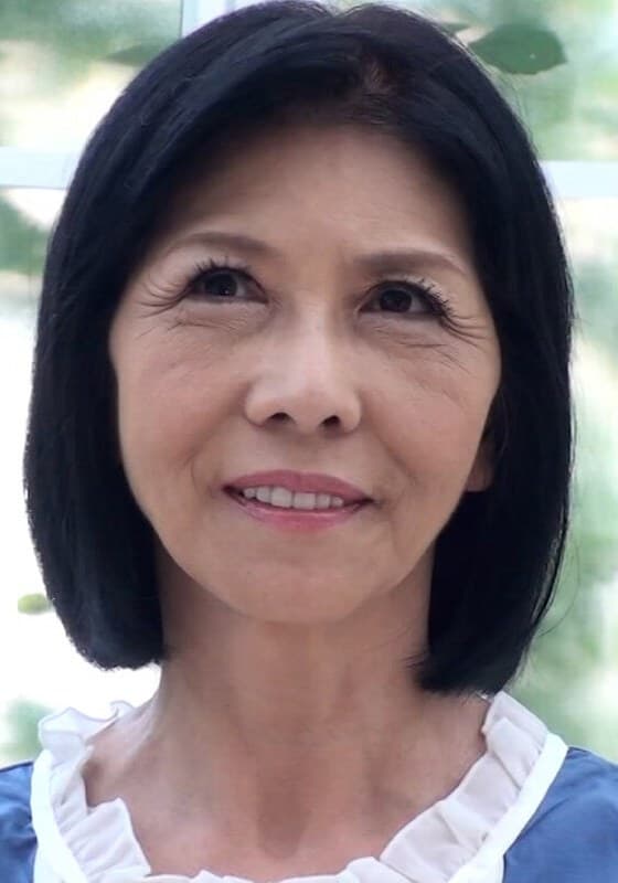 旦那と離婚して以来、男性経験は10年ぶりのショートヘアーが清々しい美熟女さんがセカンドヴァージンを捧げにAV出演!